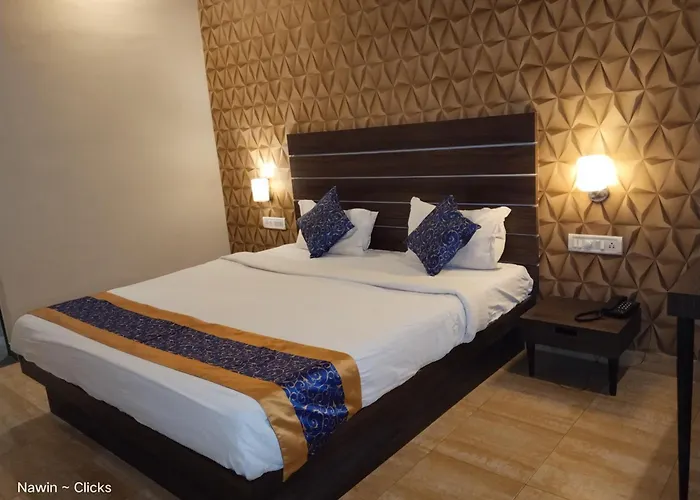 Redfox Hotel- Aminjikarai